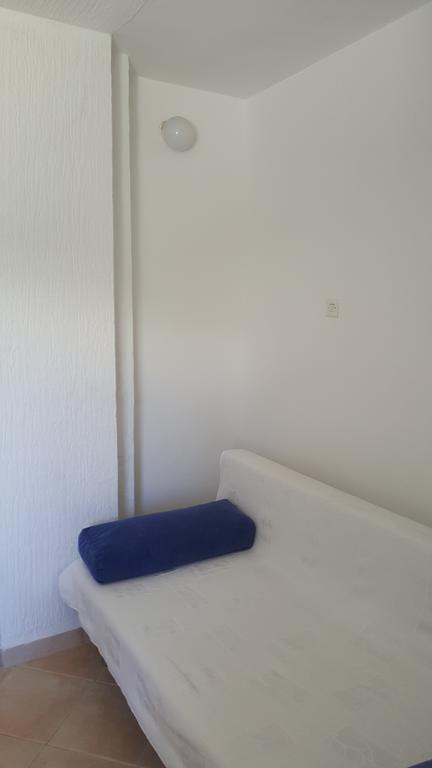 Studio Apartment Bosko Novalja Exterior photo