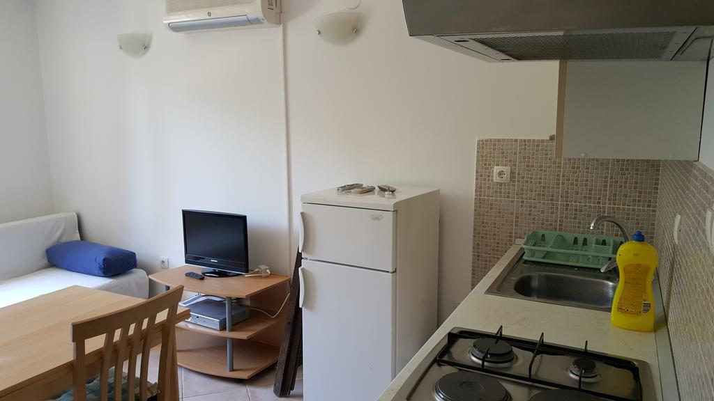 Studio Apartment Bosko Novalja Exterior photo