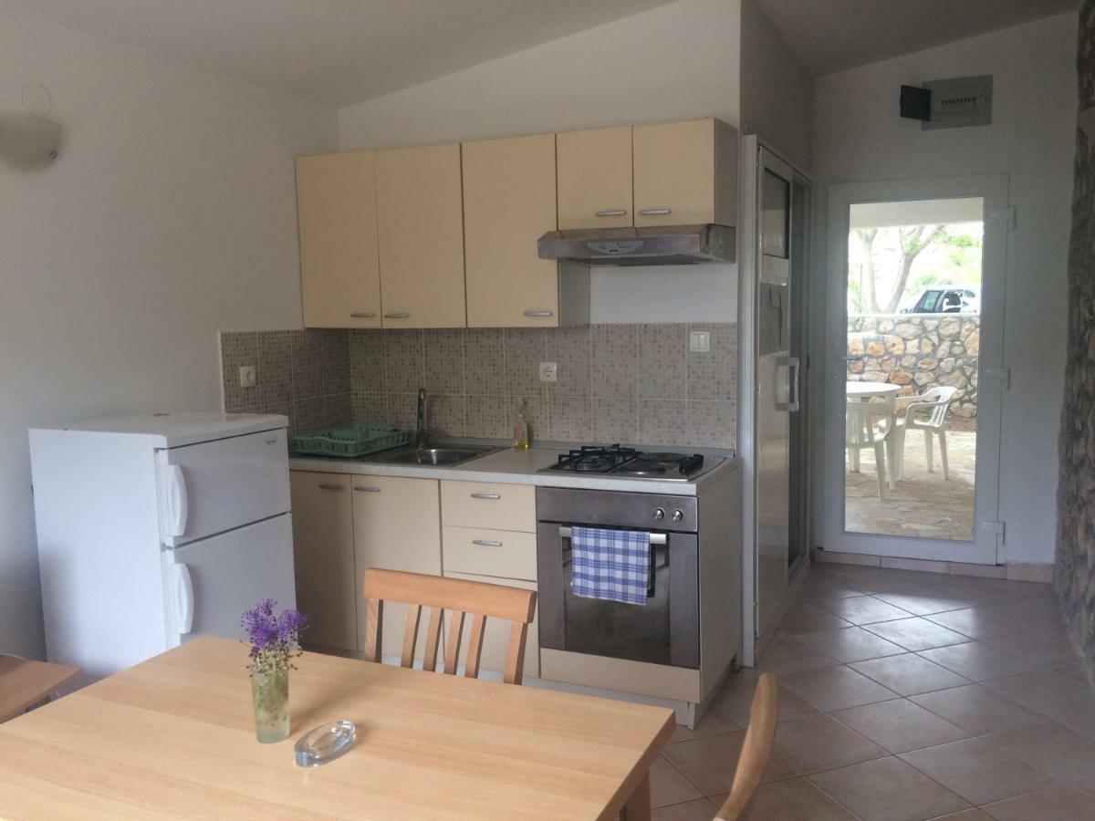Studio Apartment Bosko Novalja Exterior photo
